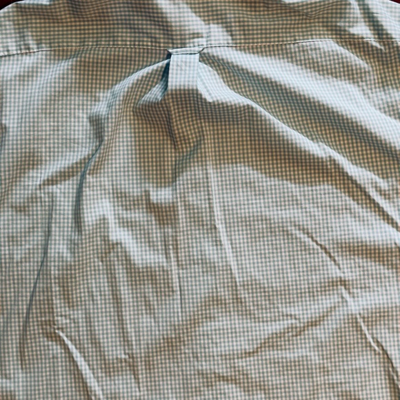 NWOT XXL IZOD Casual Button Up Shirt - Picture 4 of 4